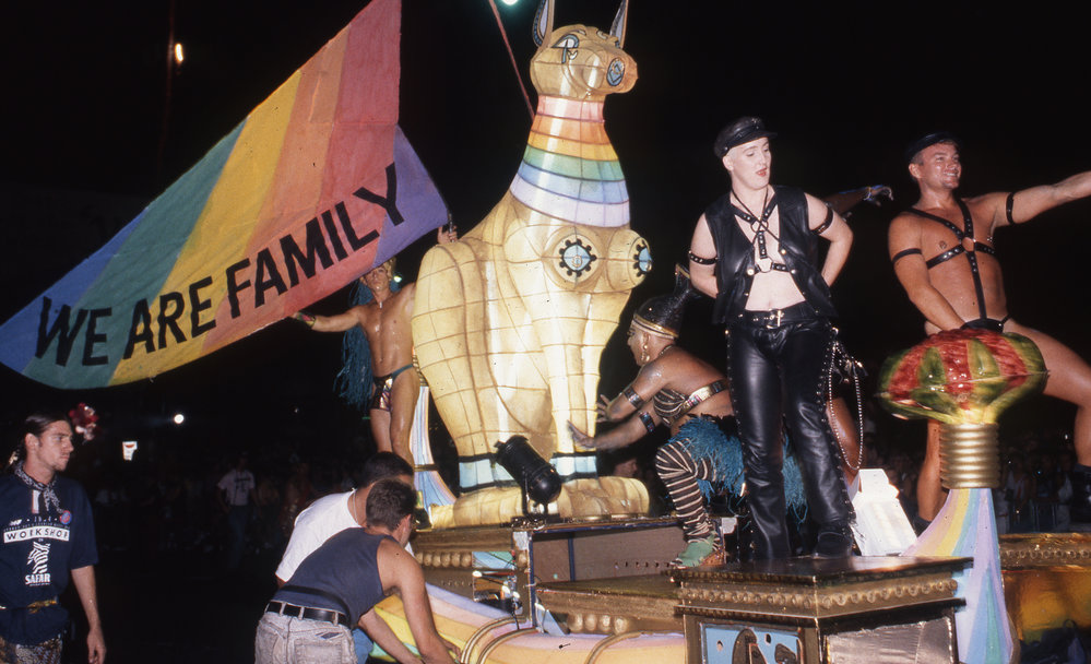 'We Are Family', Sydney Gay & Lesbian Mardi Gras Parade (SGLMG), Oxford ...