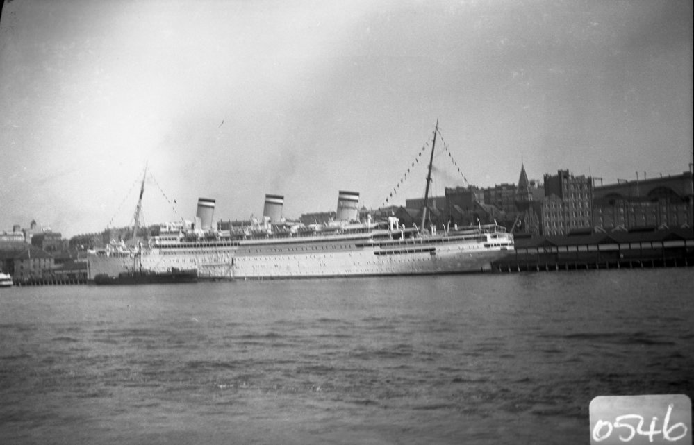 German liner RELIANCE ( 1915-1941)in Sydney. | City of Sydney Archives