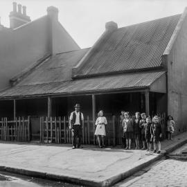 Glass Negative - Dwelling in Palmer Street Darlinghurst, 1917