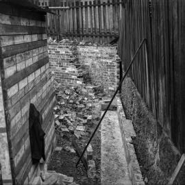 Glass Negative - Demolition site, location unknown, Sydney, 1918