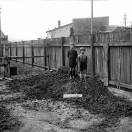 Glass Negative - Backyards in Salisbury Road Camperdown, 1922