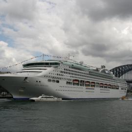 Sea Princess, Sydney Harbour, 2011