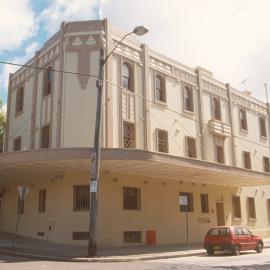 Royal Edward Hotel on the corner of Wilson Street and Forbes Street Newtown, 2000