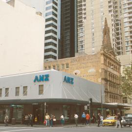 Intersection of Castlereagh Street and Bathurst Street Sydney, 2001