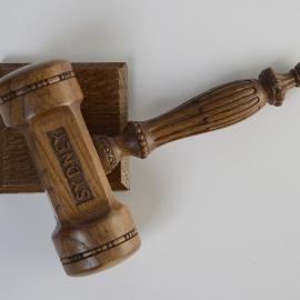 Gavel, 1946