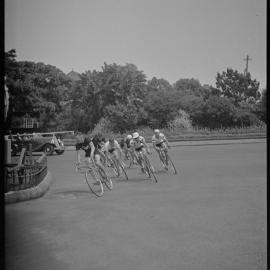 Cycling around Centennial Park for the Empire Games, 1938