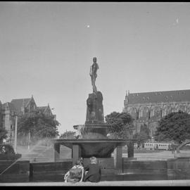 Archibald Fountain, Hyde Park, Elizabeth Street Sydney, 1940