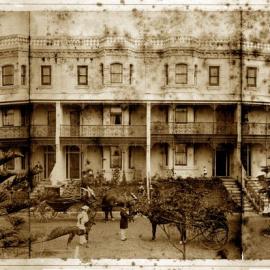 Residences, L' Avenue Newtown, no date