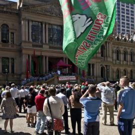 Crowds observing the South Sydney Rabbitohs reception, Sydney Square Sydney, 2014