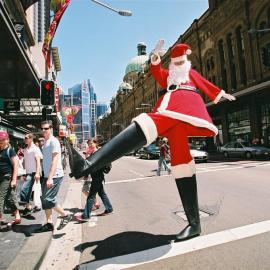 Santa arrives in front of Gowings, George Street Sydney, 2004