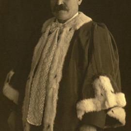 Portrait of Stephen Whitehurst in mayoral robes, circa 1916-1917