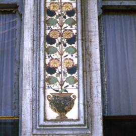 Tile decoration on house, Shepherd Street Chippendale, 1986