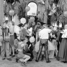 Pash On demonstration, Gilligan's Island Taylor Square Darlinghurst, 1995