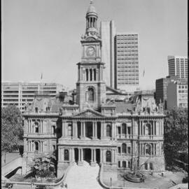 Sydney Town Hall, a view, George Street Sydney, circa 1991
