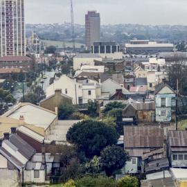 Terrace houses and Lawson Towers, Phillip Street Waterloo, 1985