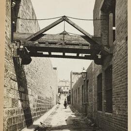 Print - Bridge over Burraphore Lane Woolloomooloo, circa 1911-1912