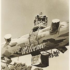 Welcome decorations for royal visit of Queen Elizabeth II, Macquarie Street Sydney, 1954