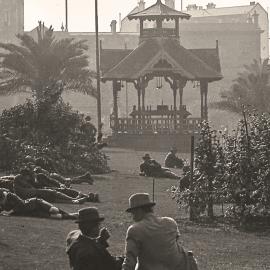 Fascia Image - Wynyard Park, York Street Sydney, circa 1910