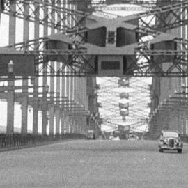 Fascia Image - Sydney Harbour Bridge, view north, 1937