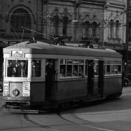 Fascia Image - Oxford Street, view east from Greens Road Paddington, 1959