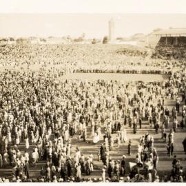 Crowds for the royal visit of Queen Elizabeth II, Sydney Cricket Ground, Driver Avenue Moore Park, 1954