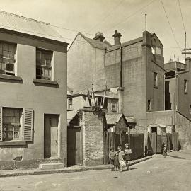 Site Fence Image - Earl Street, view south from Earl Place Potts Point, 1917