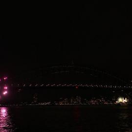 Video - Sydney New Years Eve 2023 midnight fireworks