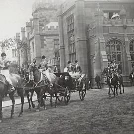 Official party leaves Government House for the Federation ceremonies, 1901