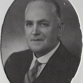 Portrait of City Valuer and Comptroller of Properties FW Baird, Municipal Council of Sydney, 1942