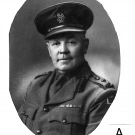 Portrait of City Engineer AH Garnsey, Municipal Council of Sydney, 1942