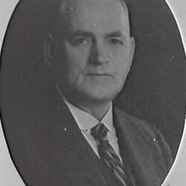 Portrait of City Valuer and Comptroller of Properties FW Baird, Municipal Council of Sydney, 1935