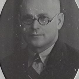 Portrait of City Building Surveyor John Rankin, Municipal Council of Sydney, 1935