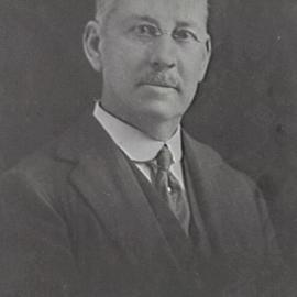 Portrait of Town Clerk William Grazebrook Layton, Municipal Council of Sydney, 1925