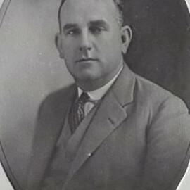 Portrait of Alderman Charles Brill Bridges, Municipal Council of Sydney, 1922