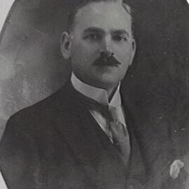 Portrait of City Assessor Frederick W Baird, Municipal Council of Sydney, 1923