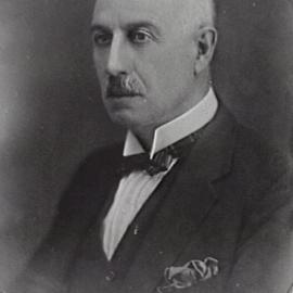 Portrait of Alderman and Lord Mayor Ernest Samuel Marks, Municipal Council of Sydney, 1922