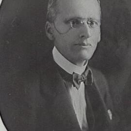 Portrait of General Auditor-Examiner of Accounts PA Cameron, Municipal Council of Sydney, 1922