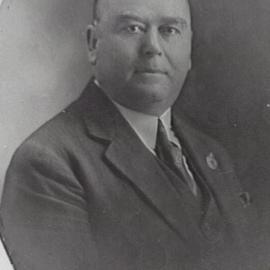 Portrait of Alderman James Robert Charlton, Municipal Council of Sydney, 1922