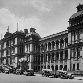 Sydney Hospital from Macquarie St