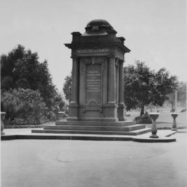 Oddfellows memorial, Hyde Park North, Elizabeth Street Sydney, circa 1934