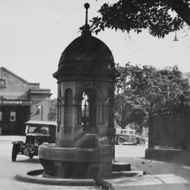 Comrie Memorial Fountain, Queens Square Sydney, no date