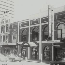 Agincourt Hotel and other businesses, George Street Ultimo, 1979