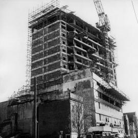 Top of the Town motel under construction, 106-110 Darlinghurst Road Kings Cross, 1966