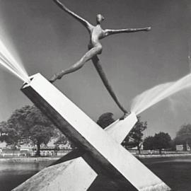Kippax Lake fountain and sculpture, Moore Park, 1968