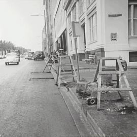 Corner of Macquarie St and Phillip Lane