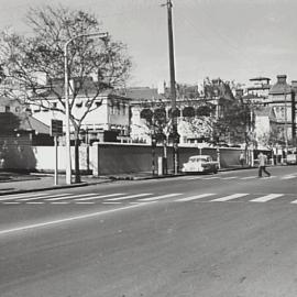 Macquarie St looking south from Bridge St