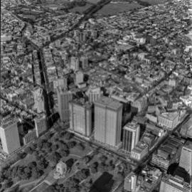 Aerial view of southern end of Hyde Park towards Moore Park, 1983