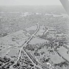 Aerial photograph (oblique), 1983