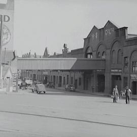 Brewery and overhead bridge, Day Street Sydney, circa 1930-1939