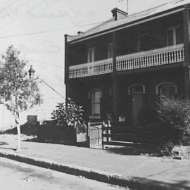 Burren St, Erskineville